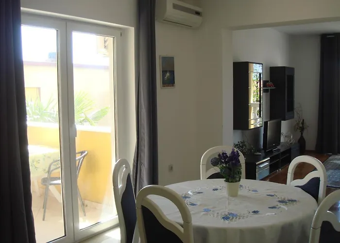 Apartment Jelicic Selce